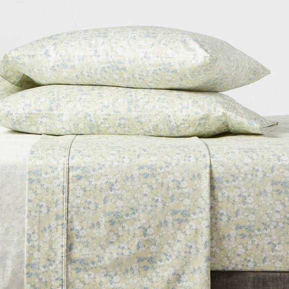 Threshold Bedding | Threshold 400 Thread Count Printed Performance Sheet Set, King, Nwt Ditsy Floral | Color: Tan | Size: King | Pm-58003397's Closet